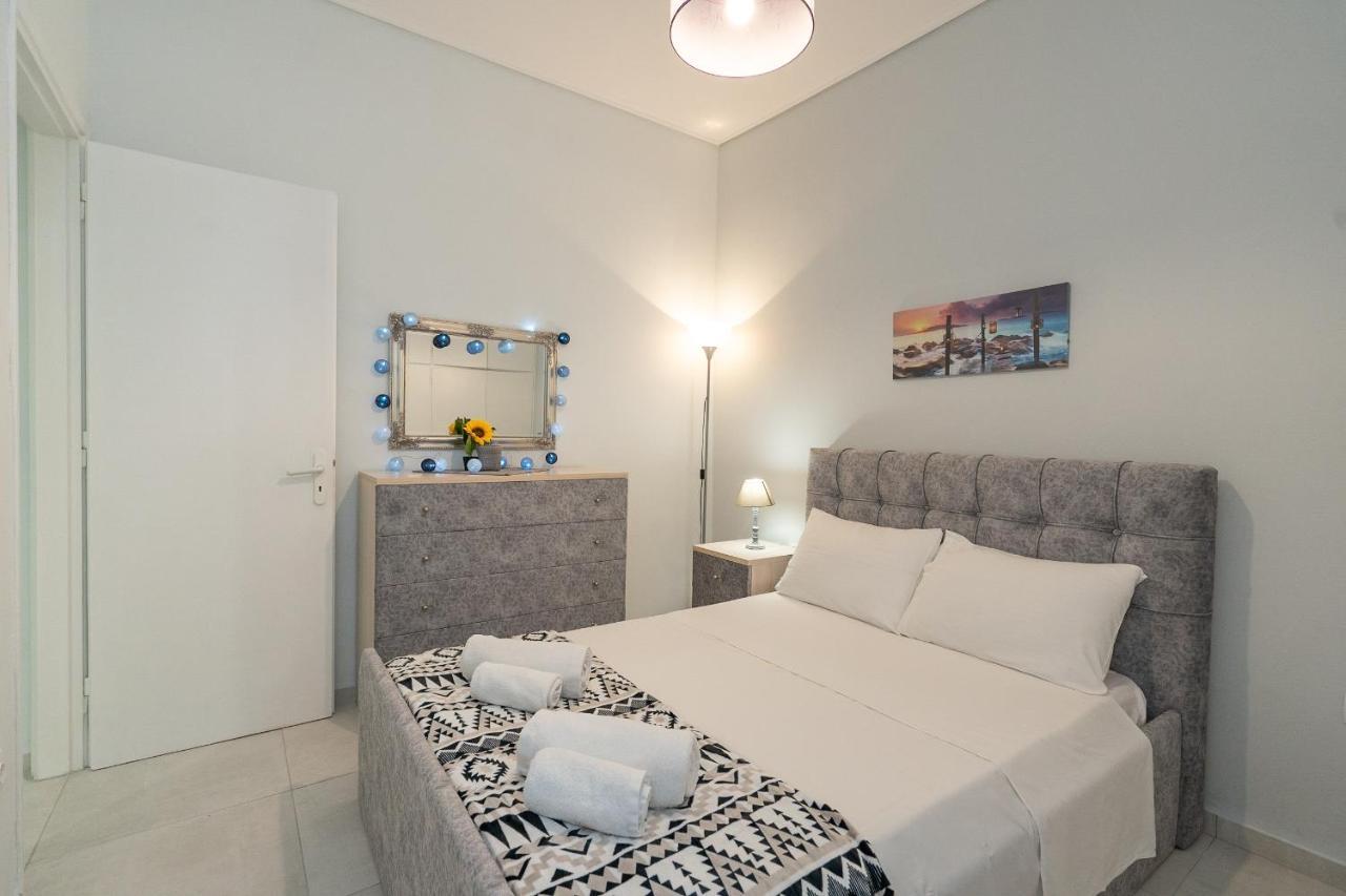 Comfy Apt Next To Metro Athen Eksteriør billede